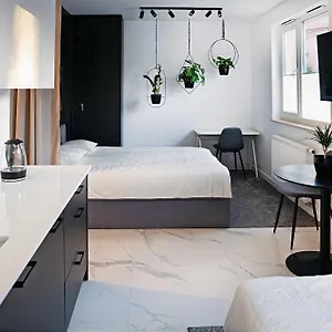 Stylish Urban Retreat By Ur4n! Apartament